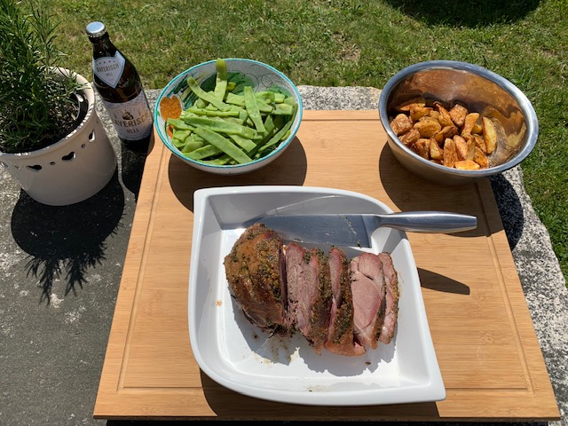 Rezept für Lammkeule in Kräutermarinade aus dem Monolith