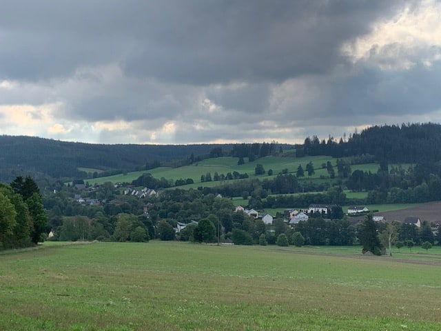 Blick zum Ortsrand von Marxgrün