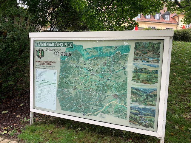 Wandertafel im Kurpark Bad Steben