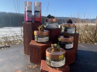 Großes Sortiment an CBD-Produkten bei CBD Jonny