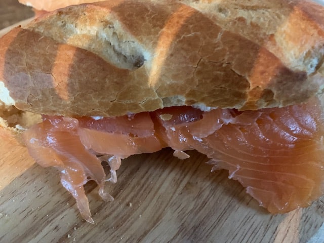 Send-a-fish Räucherlachs-Semmel - einfach und sehr lecker!