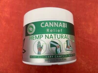Nach einer langen Wanderung: CANNABI RELIEF Creme