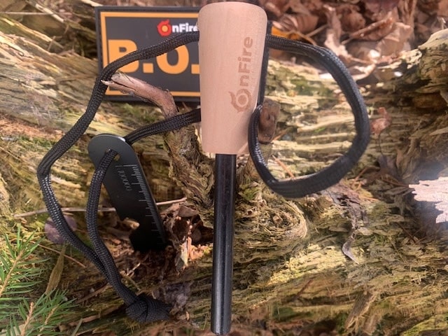 Niklas on Fire Feuerstahl: Outdoor Survival Tool
